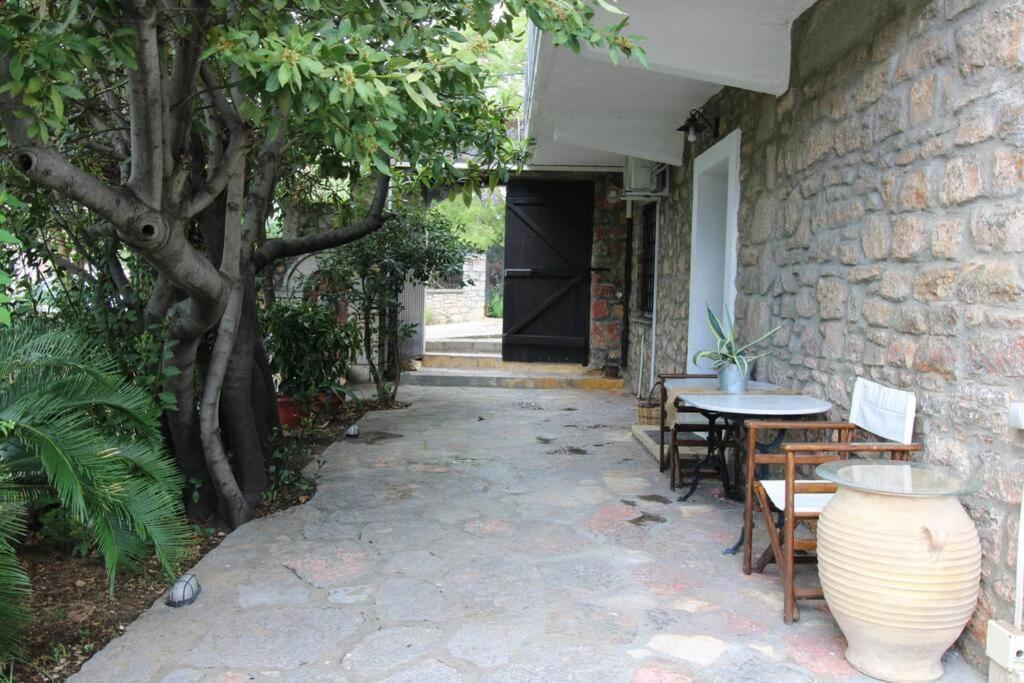 Raise Traditional Getaway